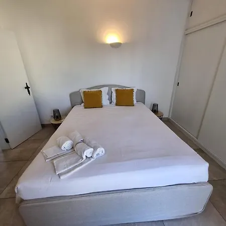 Belchoro Sealine Αλμπουφέιρα